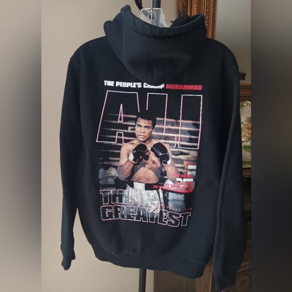 Muhammad Ali thick black pullover Sweatshirt Size S Man USED